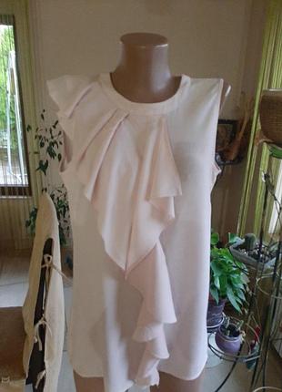 Нежная брендовая вискозная блузка.