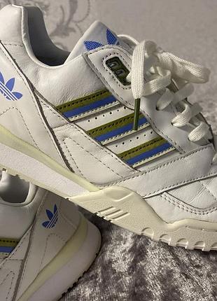 Кросівки adidas
