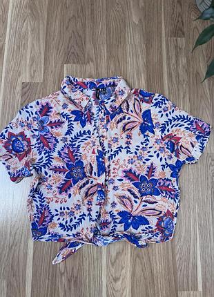 Стидьна блуза на завʼязках