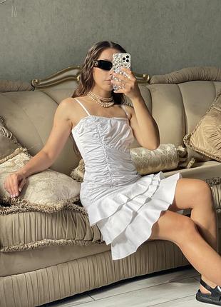 Rinascimento італійська фірмова святкова повсякденна нарядна сукня коротка міді на бретелях бавовна біла з волонами
