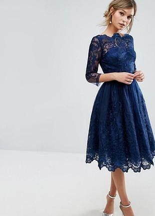 Роскошное кружевное платье миди
