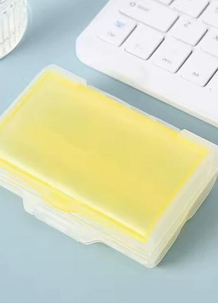 Контейнер для ліків і таблеток, бокс для дрібниць, пластиковий органайзер для зберігання, 10×10×5см, жовтий