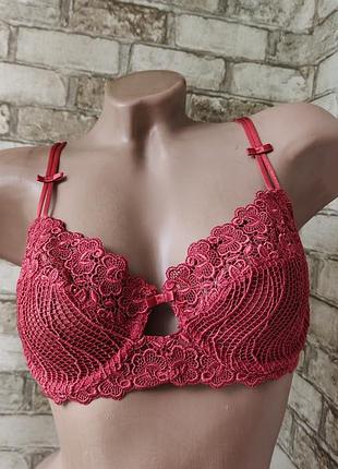 Бюстгальтер