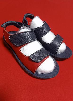 Босоніжки, сандалії  для хлопчиків tibet, розмір 30, довжина устілки 21 см, колір темно-синій,с червоним, натуральна шкіра