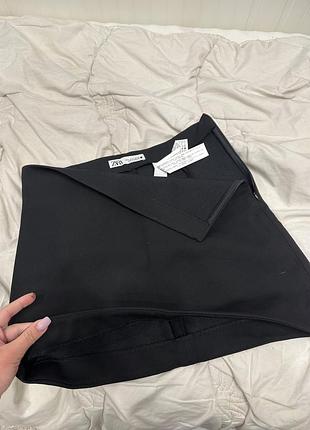 Коротка юбка zara
