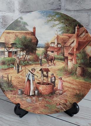 Декоративная фарфоровая тарелка wedgwood "fetching the water" country days автор chris howells