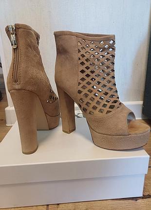 Обувь женская летняя