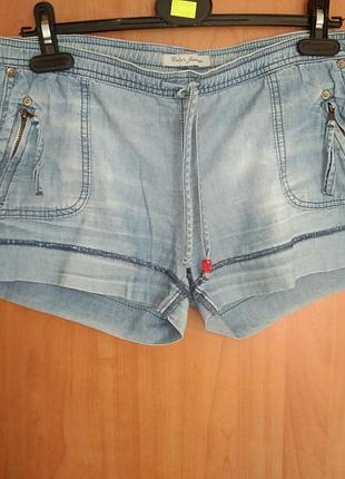 Легкие джинсовые шорты colins 38р.