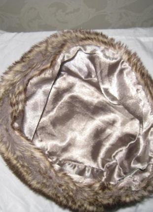 Шапка меховая коричневая  тм tally weijl (швейцарская марка стильной молодежной одежды)6 фото