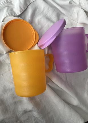Кружки з кришкою tupperware