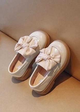 Туфельки для девочек