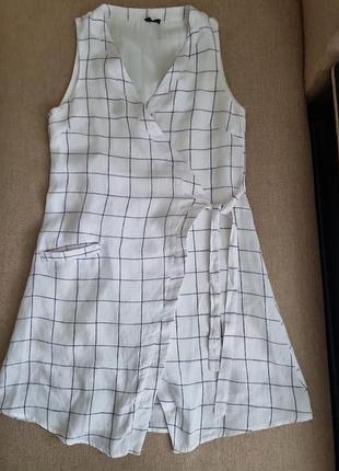 Льняное платье в клетку на запах с асимметричным низом david jones