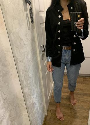 Черный пиджак