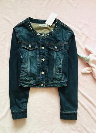 Mayoral (майорал) испания. дорога фирма. размер s джинсовка, пиджак на меху. крутая джинсовая курточка из последней коллекции со стразами на воротнике. новая