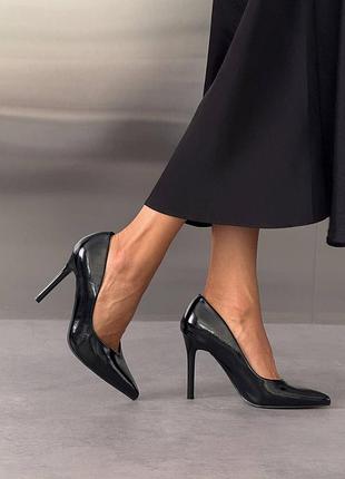 Туфли элегантные на шпильке