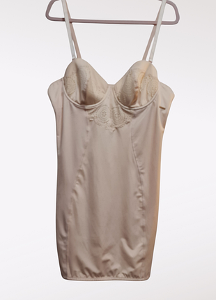 Шикарное платье-утяжка, корректирующее белье