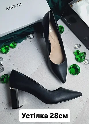 Alfani оригінал чорні шкіряні туфлі човники на підборах