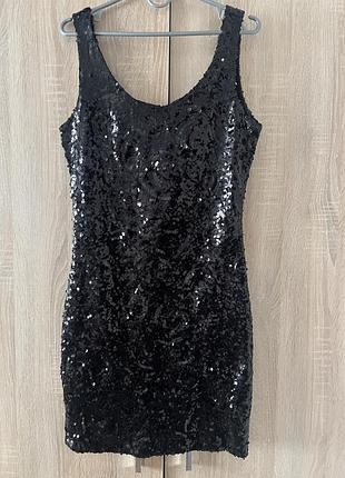 Сукня з паєтками