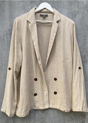 Пиджак из льна.