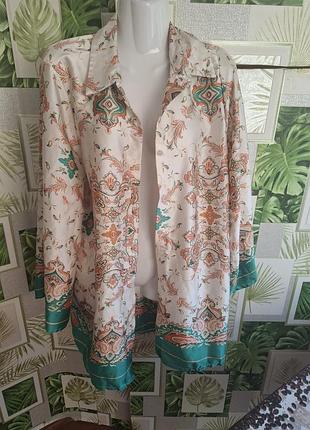 Сорочка трендова подовжена