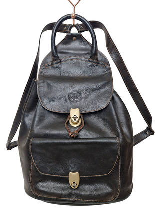 Добротный кожаный рюкзак