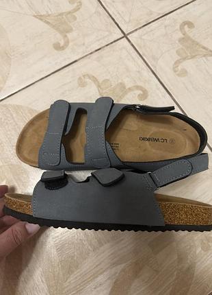 Сандалі/босоніжки