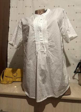 Ніжна красива блузка