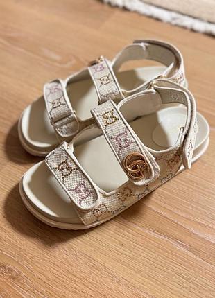 Босоножки женские брендовые 40 белые со стразами