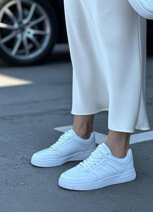 Кроссовки женские демисезонные