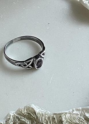 Каблучка срібло 925  з аметистом