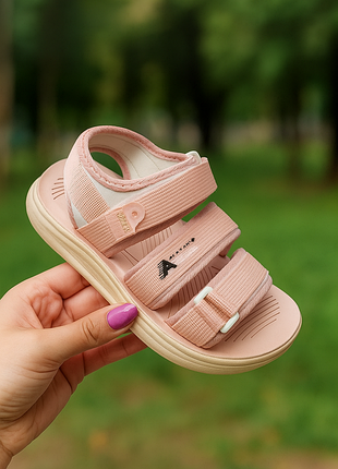 Босоніжки дитячі рожеві на липучці спортивні для дівчинки,на липучках,легенькі,текстильні