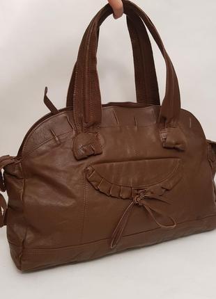 Розкішна велика шкіряна сумка marks&spenser красивого шоколадного кольору