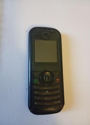Мобільний телефон motorola w205