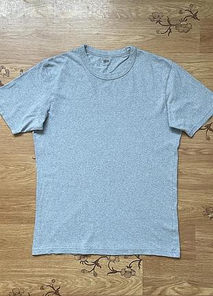Чоловіча футболка uniqlo