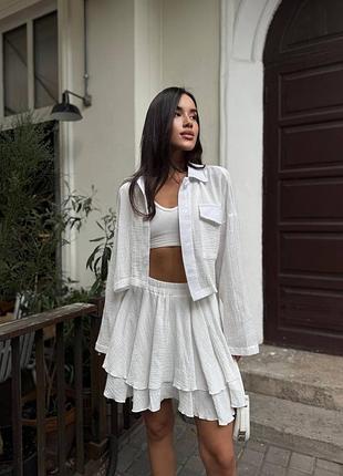 Жіночий костюм сорочка та спідниця