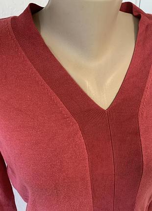 Жіноча червона кофта 2