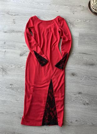 Сукня з вставками кружева