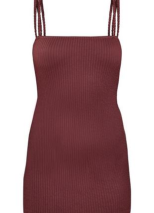 Облягаюча сукня з подвійними бретельками та шоколадним ребристим принтом
