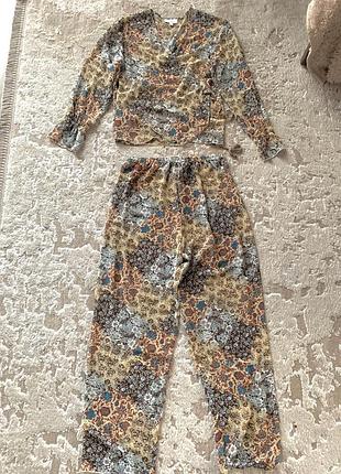 Літній шифоновий костюм