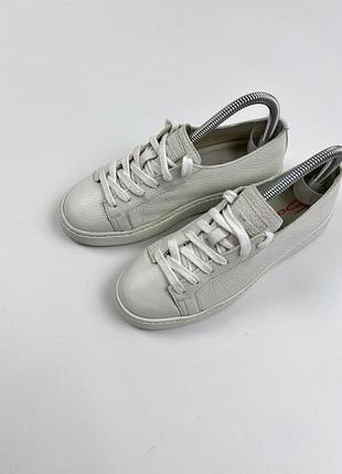 Жіночі кросівки santoni