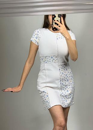 Біла бавовняна сукня печворк білий сарафан в квітковий принт