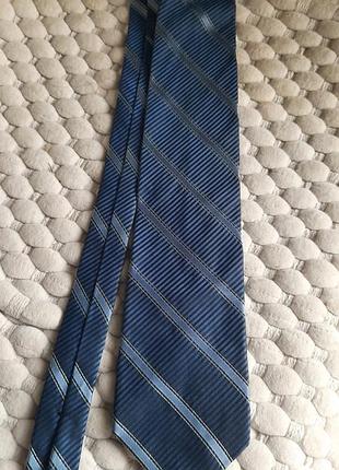 Брендова краватка 4