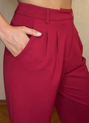 Брюки червоні 2