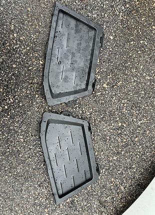 Кришка решітки (права лiва) - m paket (рест.) - bmw 5 (g30/g31) 51118098666