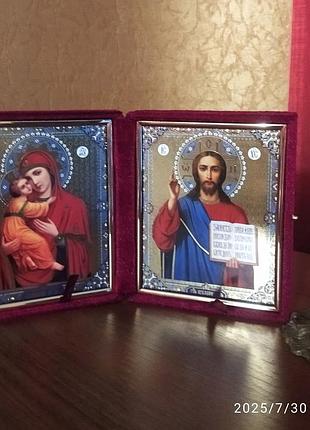Подвійна укона в оксамитовій книжечці.🔥