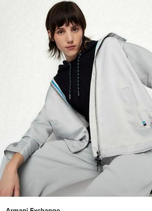 Демисезонная лёгкая  куртка ветровка парка  armani exchange /0000h/