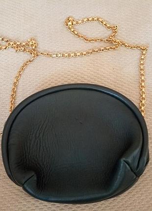 Вечірня кругла сумка чорного кольору