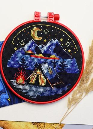 Набір для вишивання хрестиком "біля ватри"  ahm-074