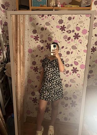 Літня легенька сукня в квіточку