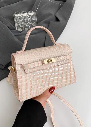Женская лаковая сумка 8580 рептилия на ремешке кросс-боди на/через плечо бежевая